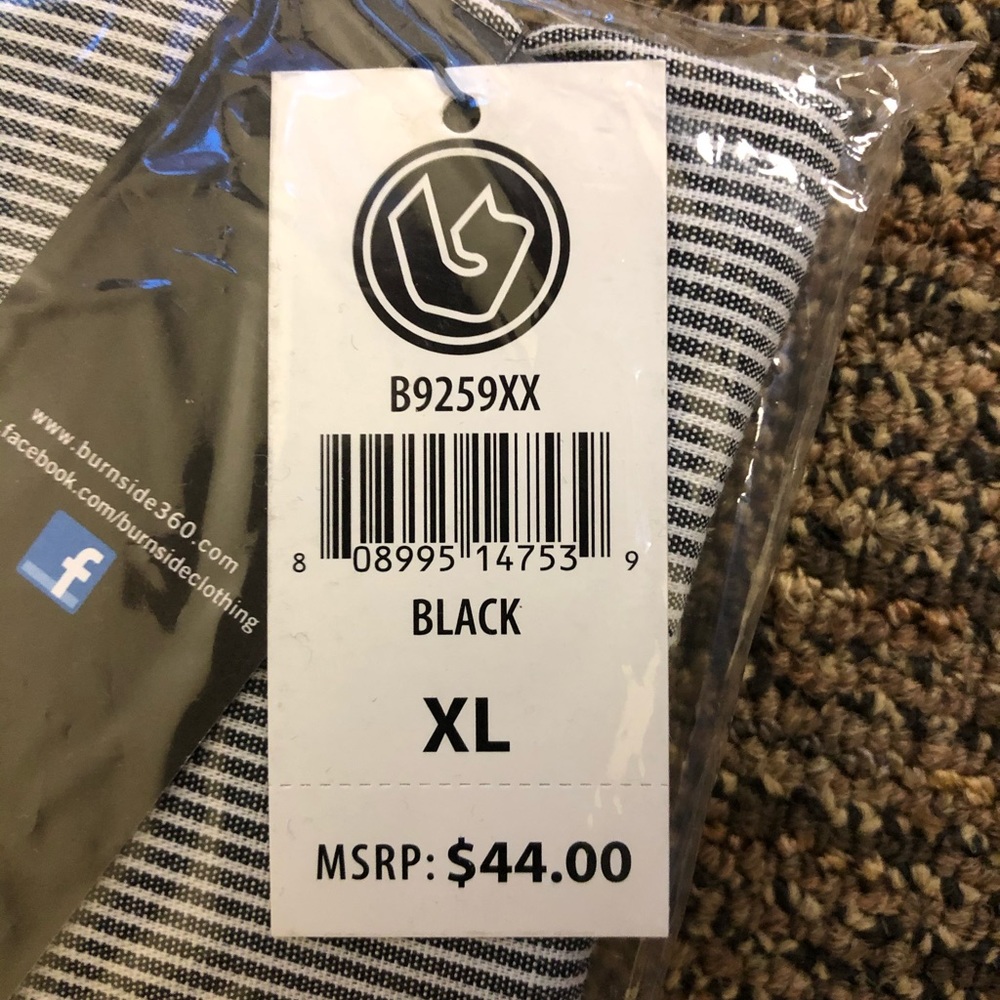Men’s button down - Picture 3 of 8